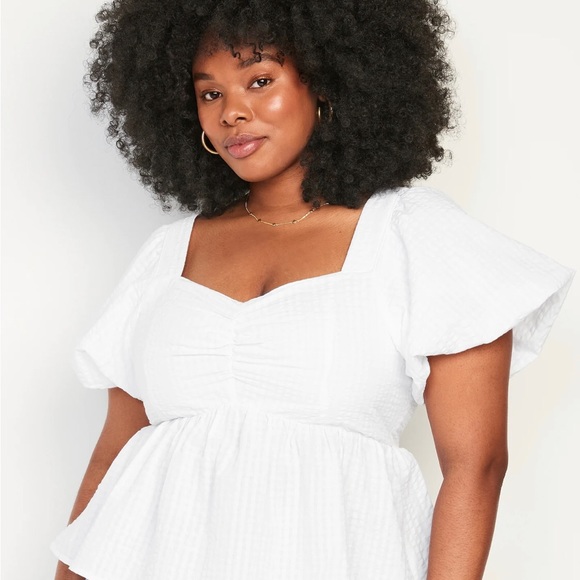 Old Navy Tops - Old Navy White Puff-Sleeve Smocked Seersucker Babydoll Swing Blouse Sz 2x NWT